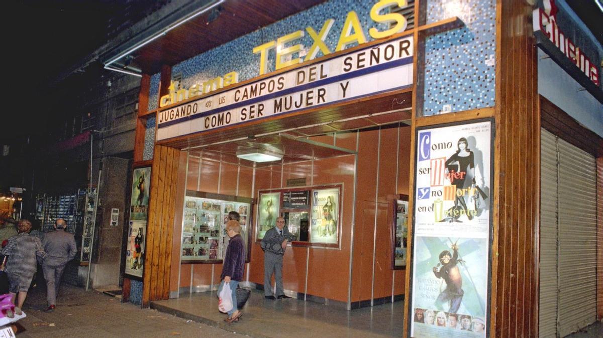 Una imagen del antiguo Texas, cuando proyectaba programas dobles, en 1992.