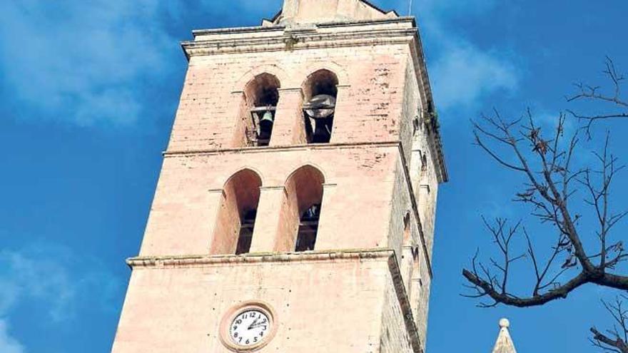 El campanario de Muro es un monumento emblemático.