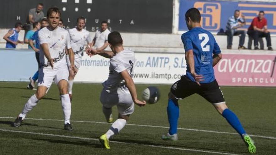 El Olímpic en el partido contra el Ontinyent en la Murta, donde esta tarde recibe al Talavera.