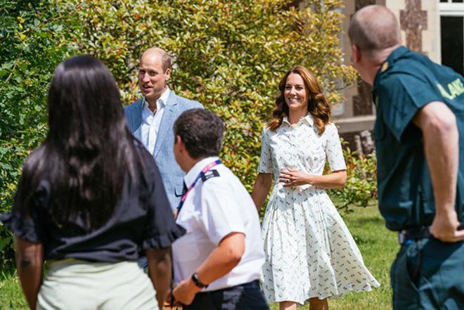 Kate Middleton y el príncipe Guillermo anuncian una importante donación