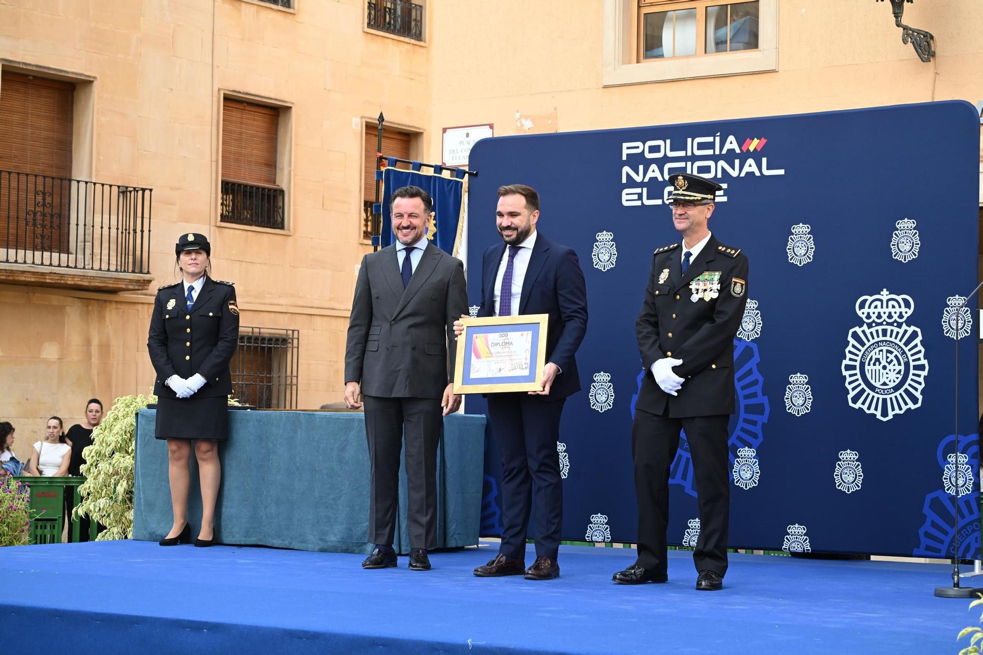 La Policía Nacional de Elche celebre el día de su patrón