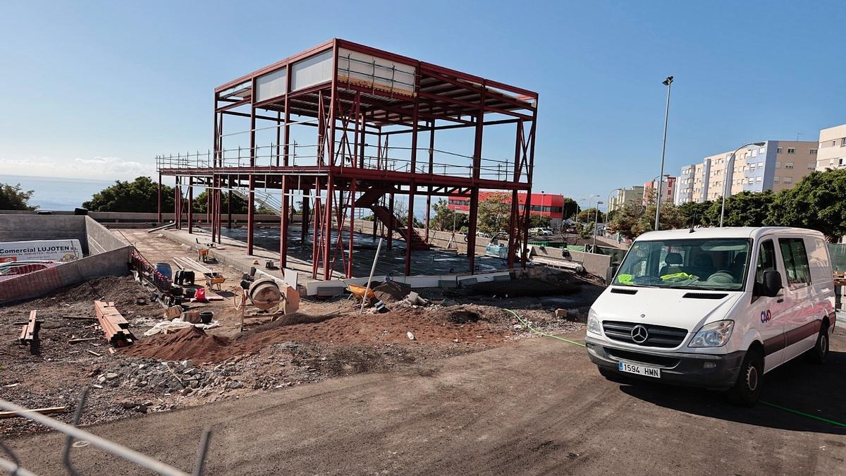 Obra del McDonald’s de Añaza, en Santa Cruz de Tenerife.