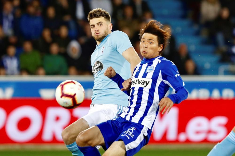 El Alavés - Celta, en imágenes. // EFE | David Aguilar