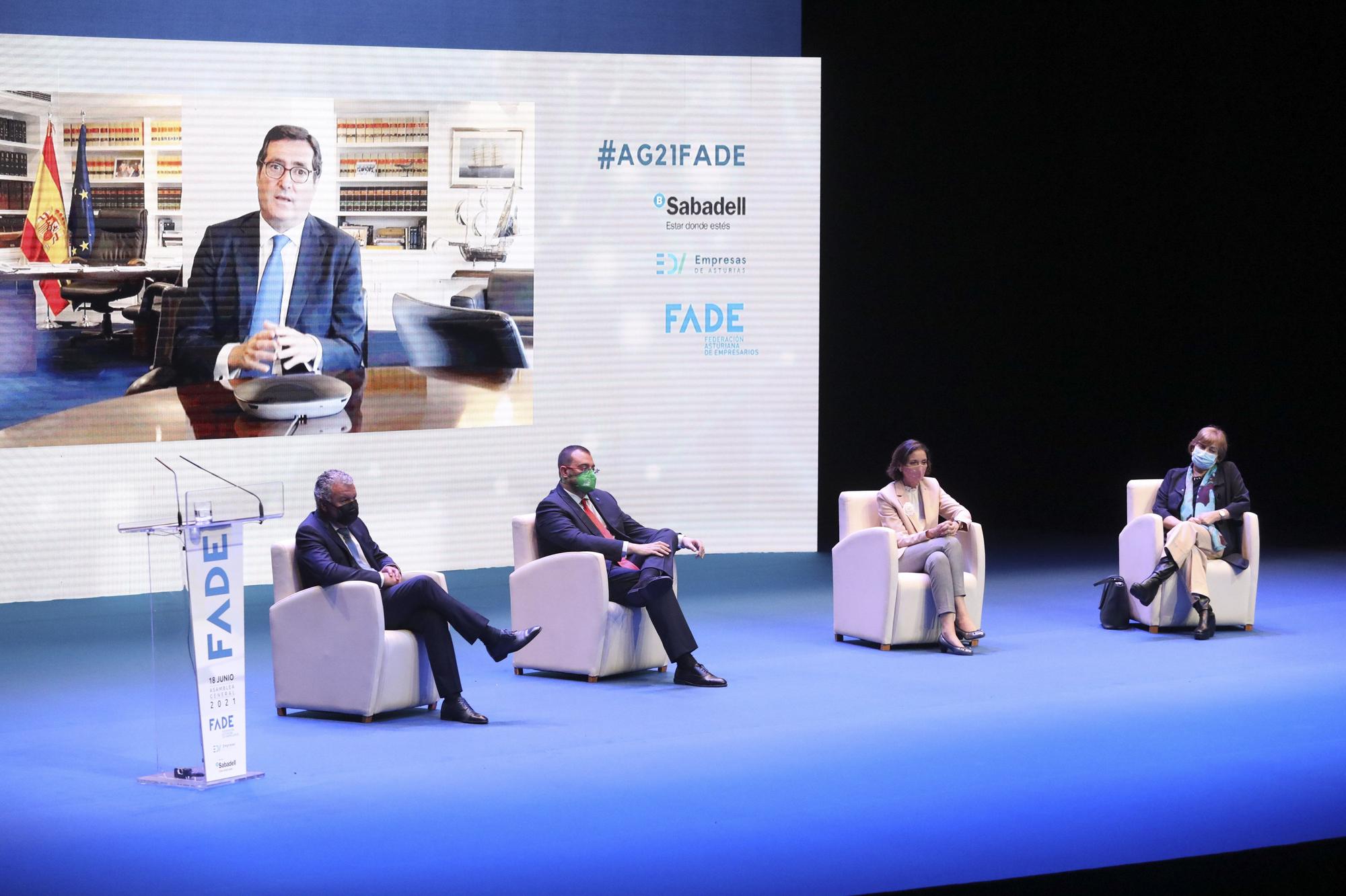 Belarmino Feito se "echa a un lado" para apoyar la candidatura a la Fade de su vicepresidenta, María Calvo