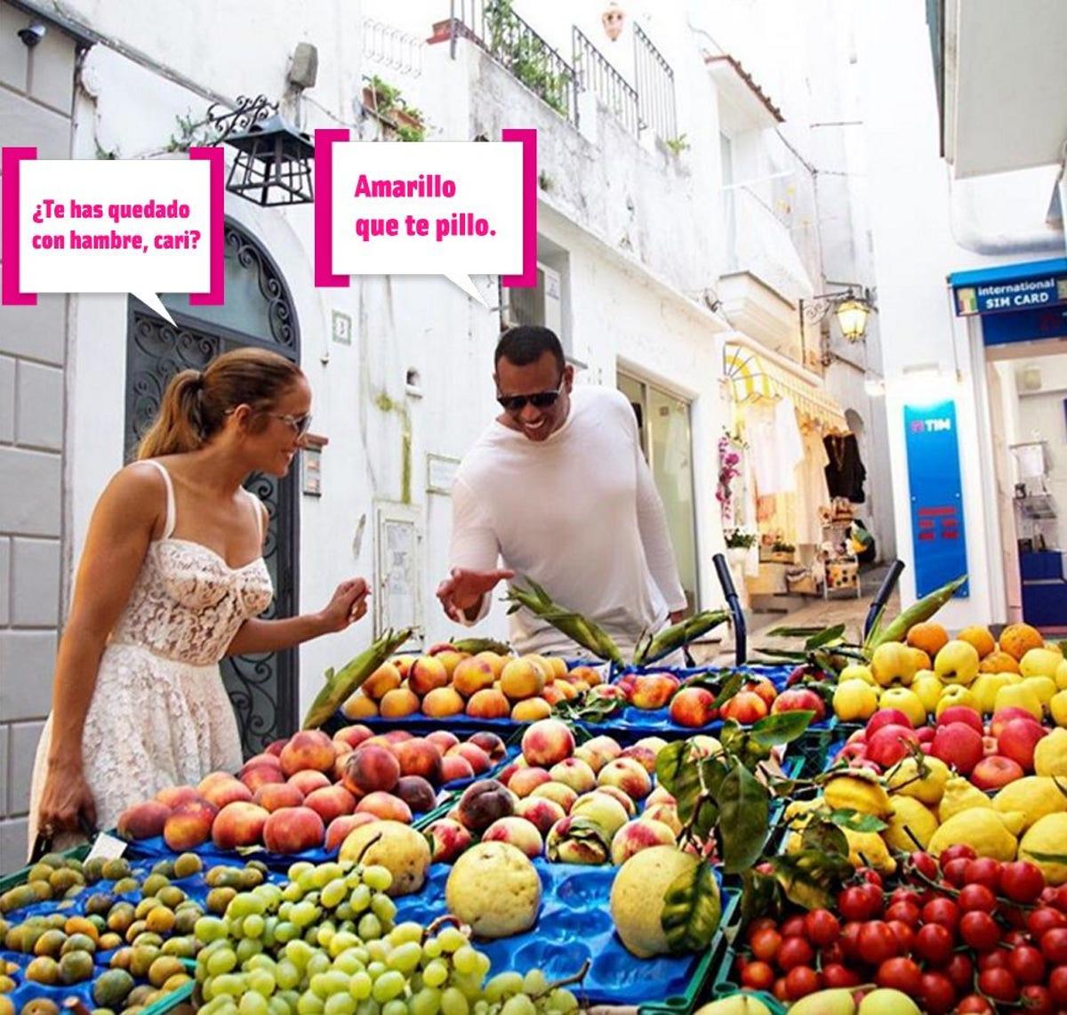 Jennifer Lopez y Alex Rodríguez en un puesto de fruta en la ciudad italiana de Capri