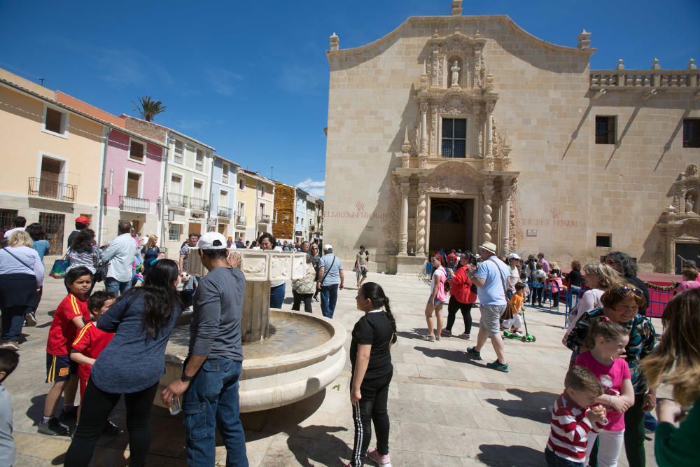 Miles de personas en el domingo de Santa Faz