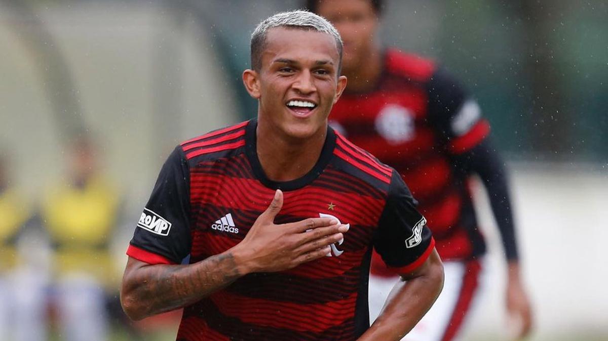 Os milhões pelos quais o Flamengo aceita vender Wesley