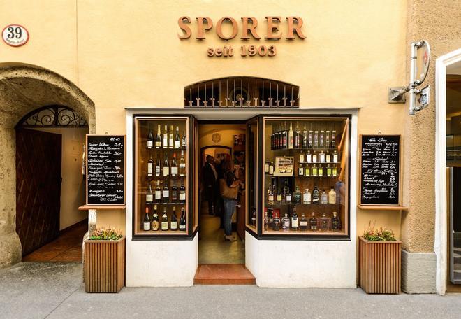 Tienda licores Sporer calle Getreidegasse Salzburgo