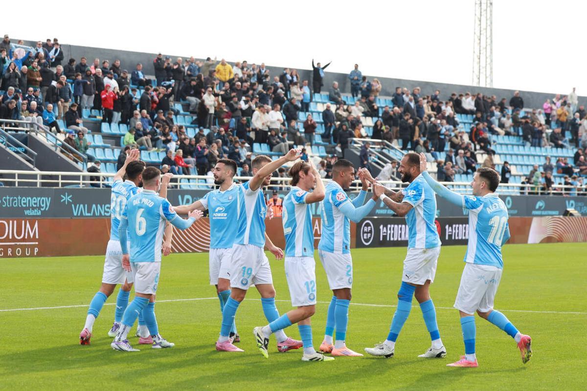 Las imágenes del triunfo de la UD Ibiza 3-0 ante Algeciras