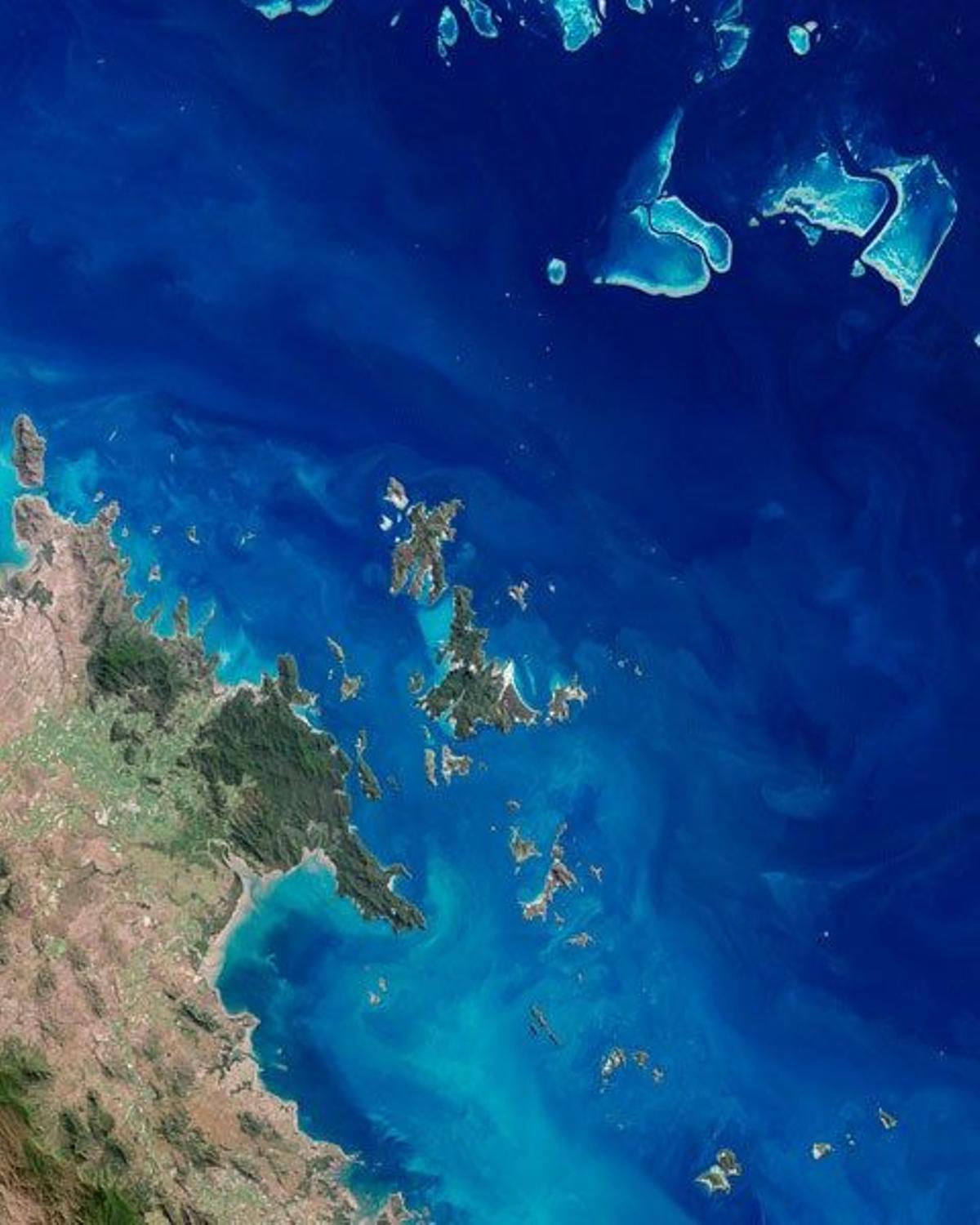 Vista aérea de la isla Whitsunday en la Gran Barrera de Coral.