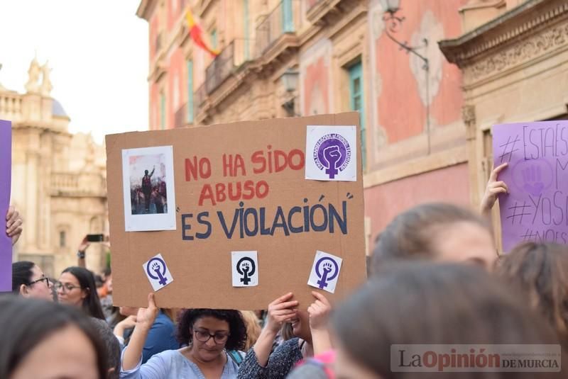 Concentración en Murcia para protestar por la sentencia a 'La Manada'