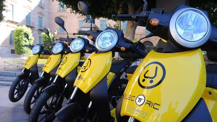 La empresa de alquiler de motos eléctricas Muving abandona Murcia tras un  año - La Opinión de Murcia