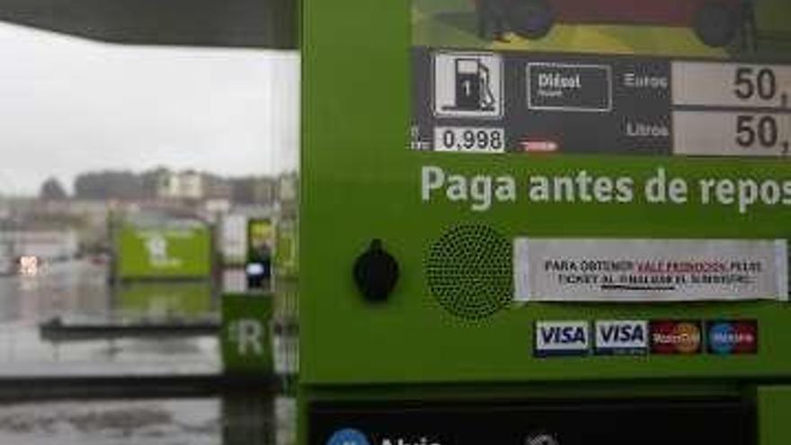 Una gasolinera autoservicio de Avilés.