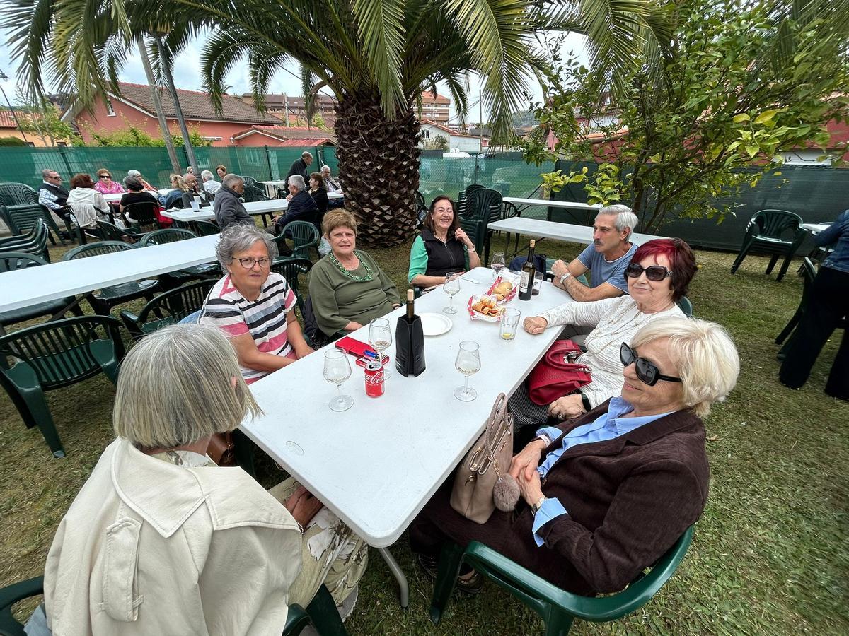 EN IMÁGENES: Así fue la gran fiesta anual de la asociación de pensionistas La Concordia de Castrillón