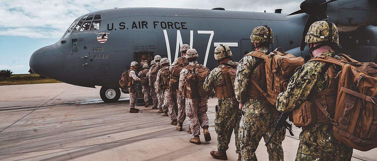 Imagen de archivo de marines estadounidenses asignados a la Fuerza de Combate Expedicionaria de la Armada Europa-África que viajaron a Malí en abril.