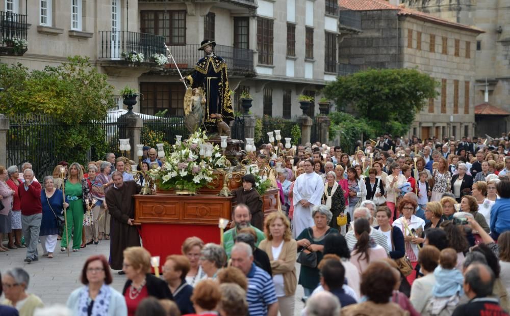 San Roque mueve a cientos de fieles en Pontevedra