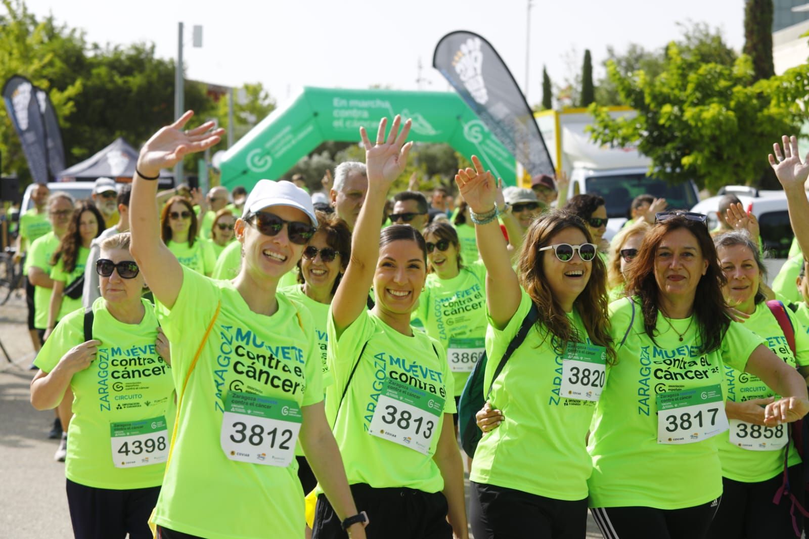 En imágenes | Miles de personas corren contra el cáncer en el Parque del Agua de Zaragoza