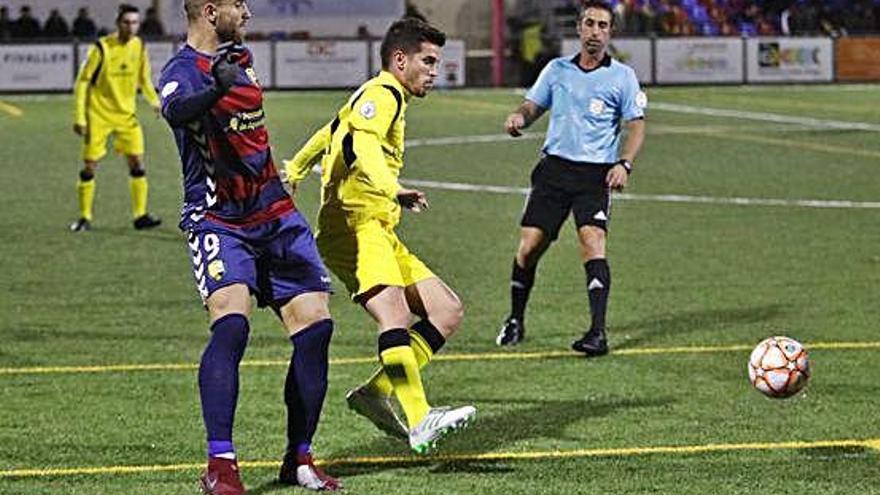 Sascha, baixa a Castelló per sanció diumenge, va jugar de titular ahir contra el Prat.