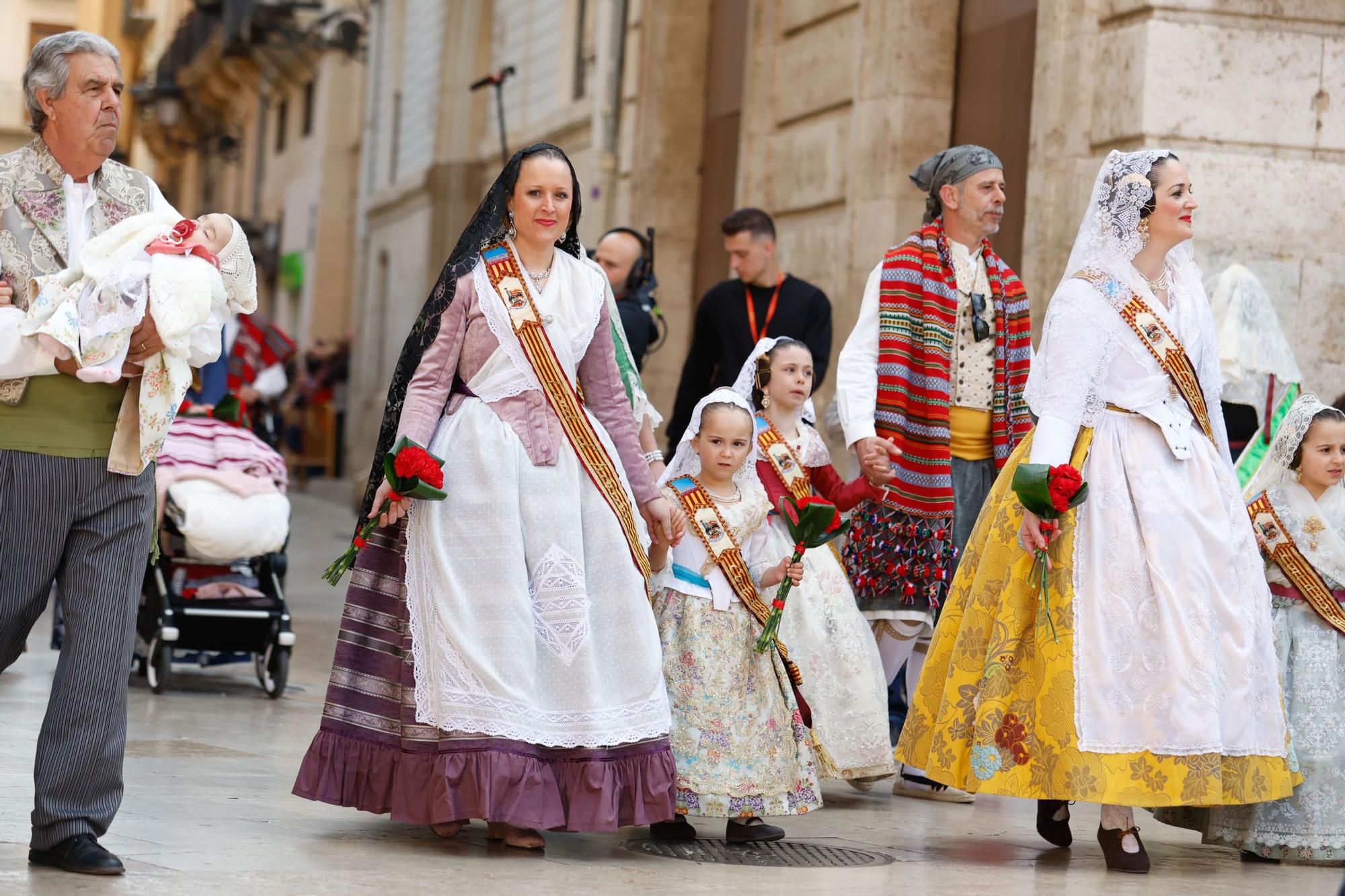 Búscate en el primer día de la Ofrenda en la calle San Vicente entre las 17:00 y las 18:00