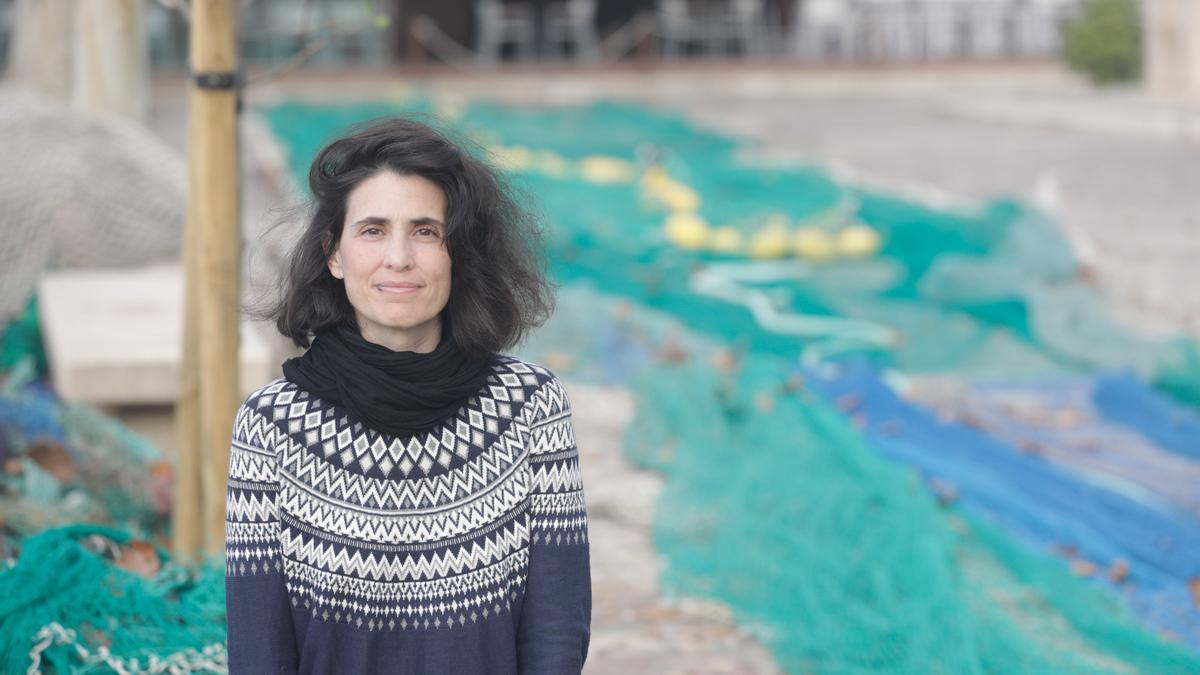 La artista Marina Monsonís desarrolla un proyecto para que los niños aprendan la importancia de consumir pescado local