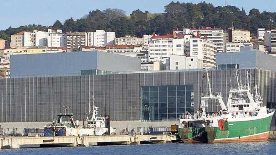 Vista de la fachada principal del Auditorio Mar de Vigo.  // Ricardo Grobas