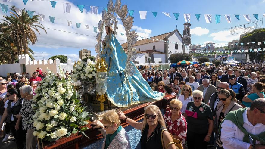 El obispo José Mazuelos anuncia que la iglesia de Jinámar, en Telde, se convierte en Santuario Diocesano