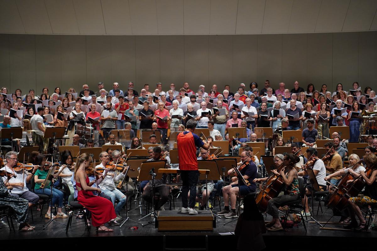 El ensayo del concierto participativo de la ROSS en imágenes