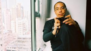 El realizador tailandés Apichatpong Weerasethakul protagoniza la actual exposición.