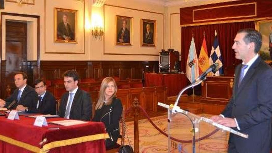 Presentación de Equiocio 2013, ayer, en el Ayuntamiento de Ferrol.