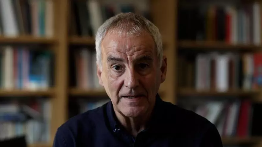 El hundimiento del PSOE es más grave que el estancamiento del PP