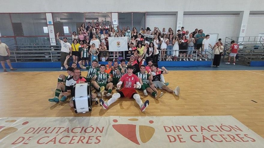 Las imágenes del XXV Trofeo Diputación de Cáceres de fútbol sala masculino