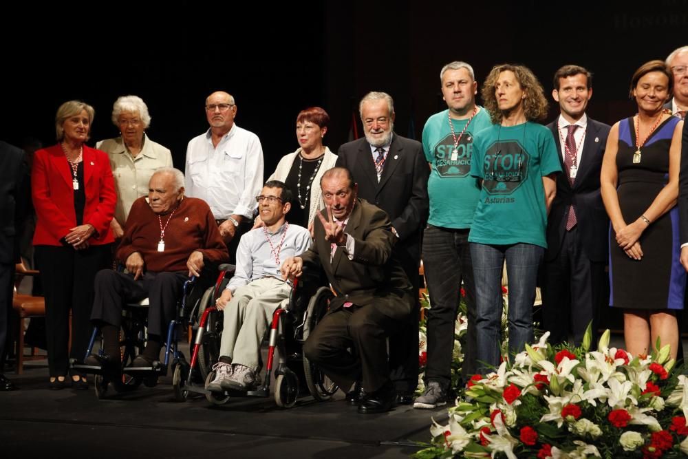 Entrega de las distinciones del Ayuntamiento de Gijón