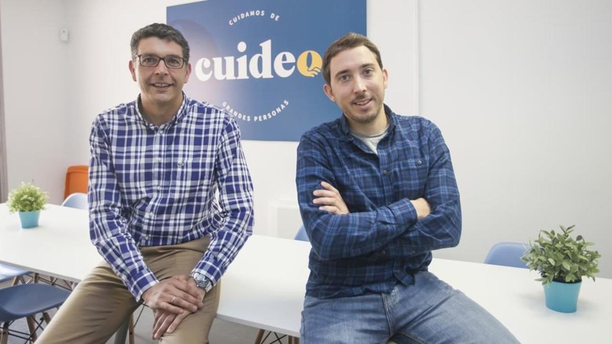 Roberto Valdés y Adrià Buzon, cofundadores de Cuideo.