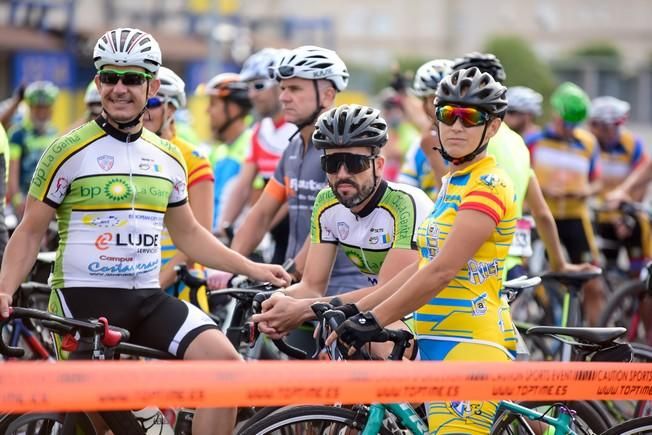 Salida de la ruta cicloturista hacia Artenara ...