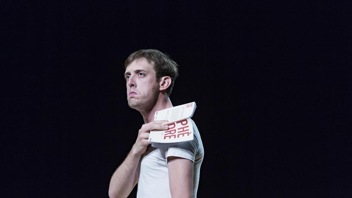 'Phèdre!' empezó como una creación para estudiantes de instituto para desarrollar su interés por los clásicos de una manera desenfadada en Suiza.