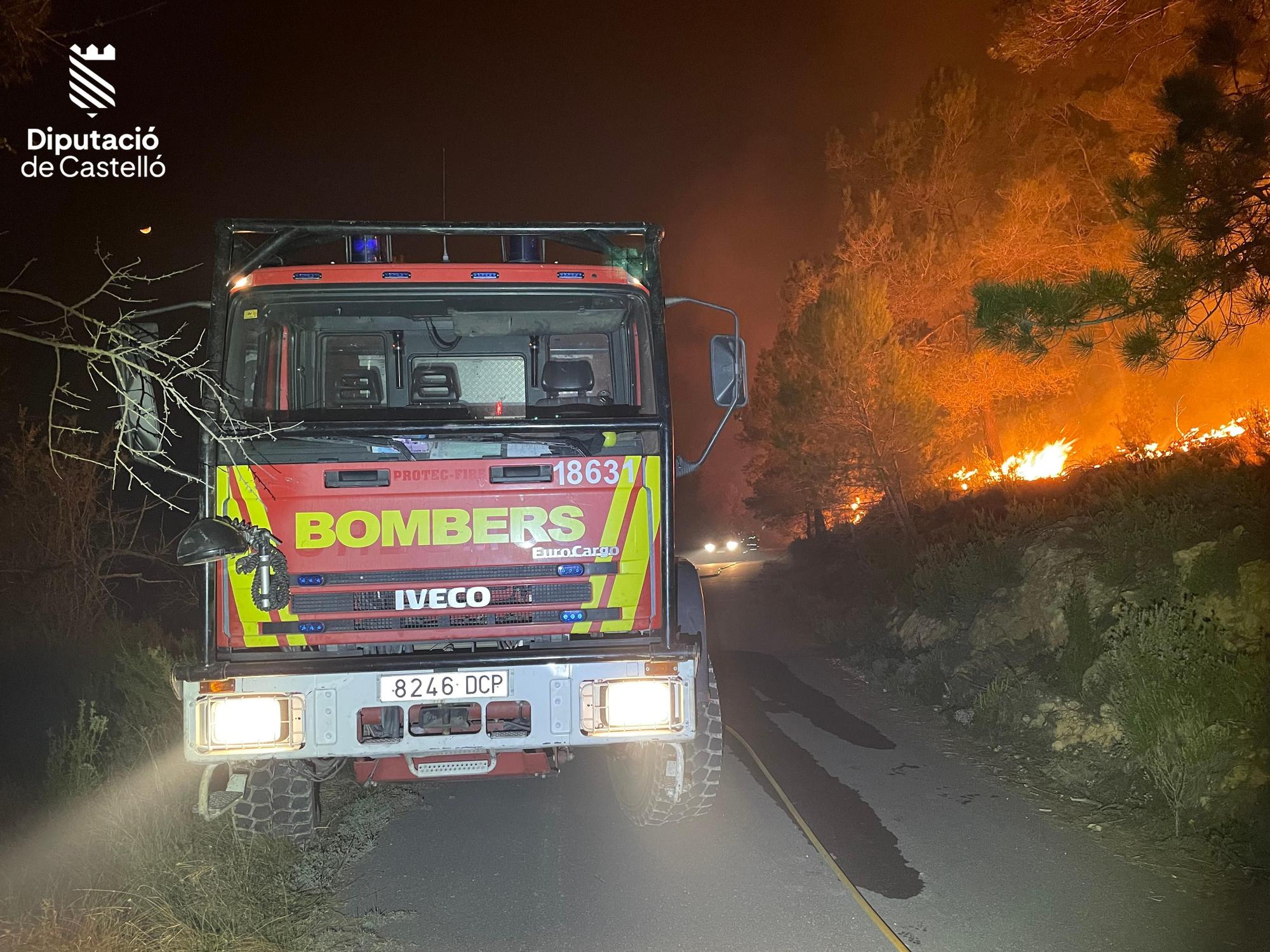 Galería: Otra noche de pesadilla para los bomberos