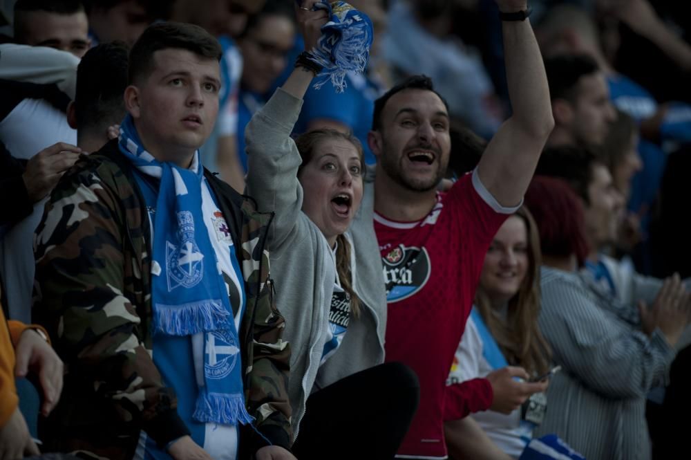 La afición del Dépor llena Riazor ante el Mallorca