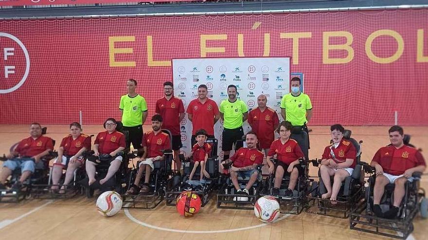 Selección española de fútbol sala 'powerchair' en una concentración.