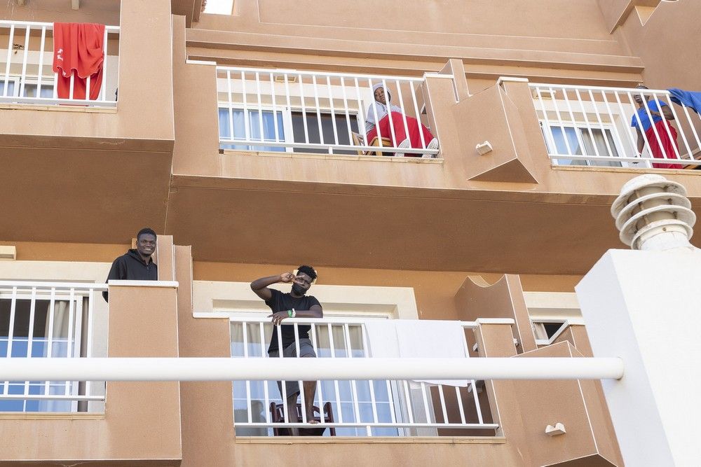 El Estado aloja a 745 migrantes  en un hotel de Fuerteventura ante la falta de espacios