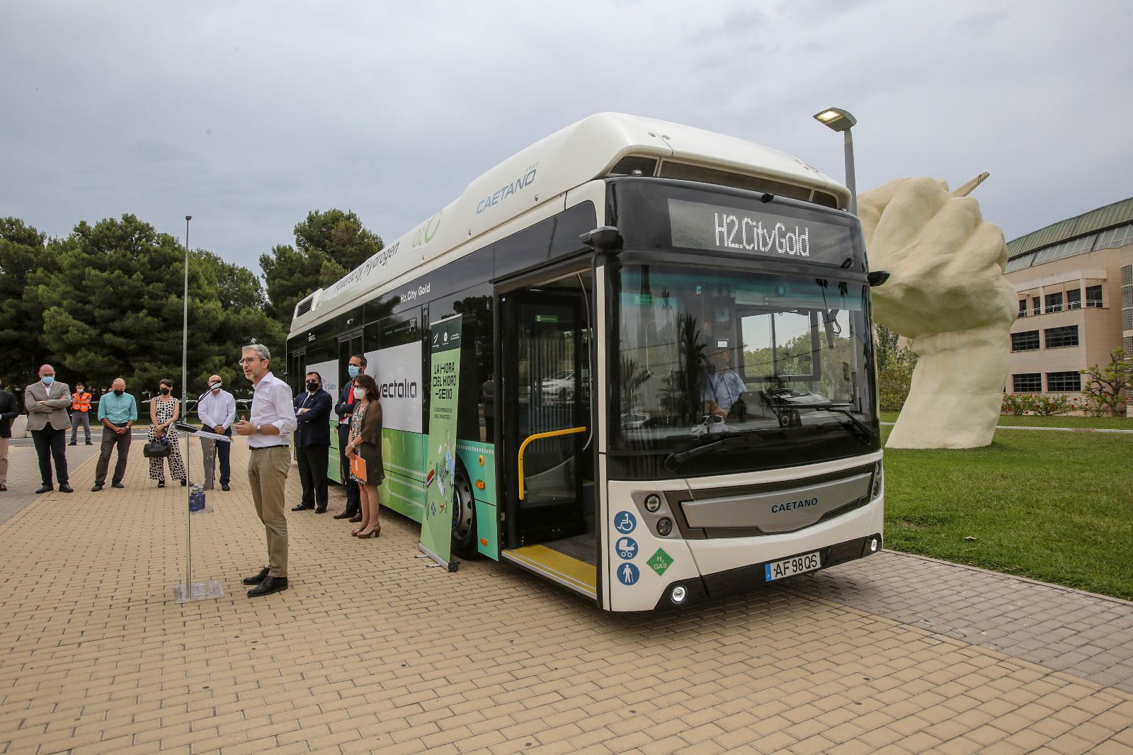 Autobús propulsado por hidrógeno verde