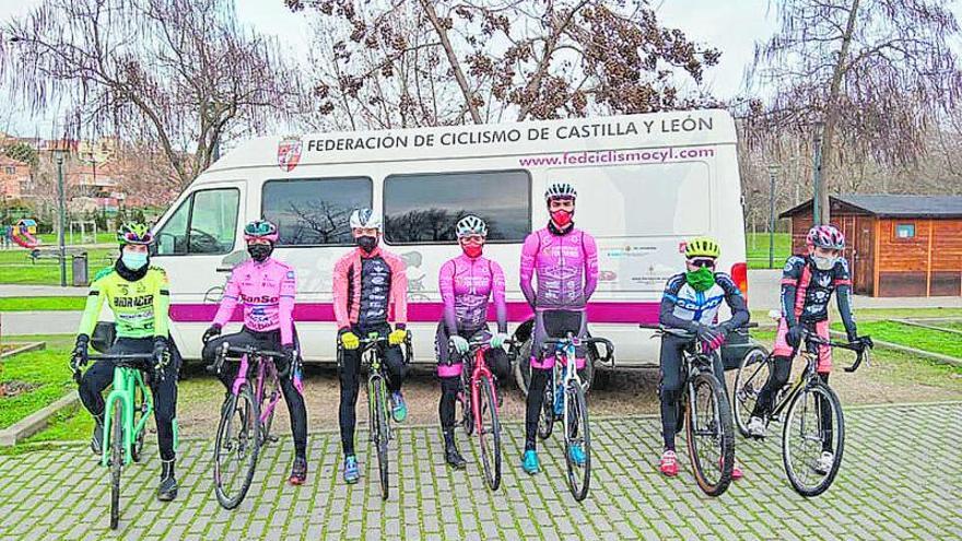 Los participantes en el entrenamiento celebrado en Zamora. / FCYLC