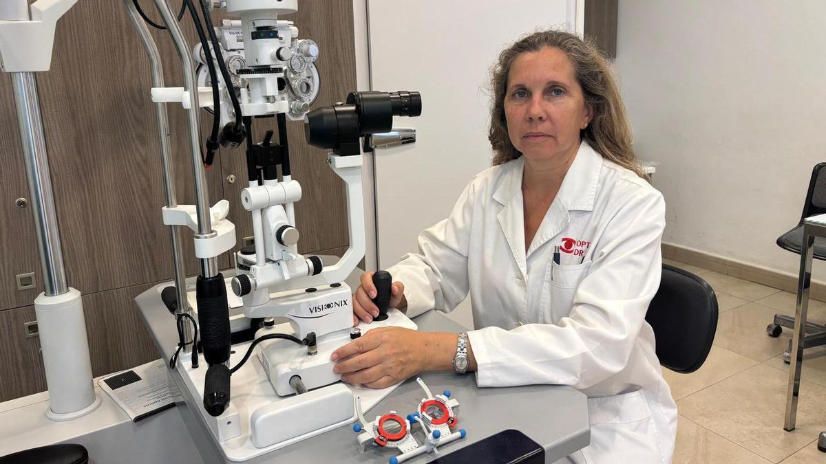 La presidenta del Colegio de Opticos-Optometristas de Balears, Marisina Marí Cava de Llano.