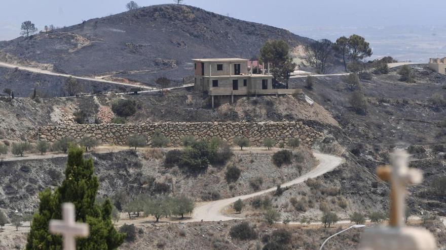 Bélgica apunta a tres posibles víctimas belgas entre los fallecidos en el incendio de Los Gallardos (Almería)