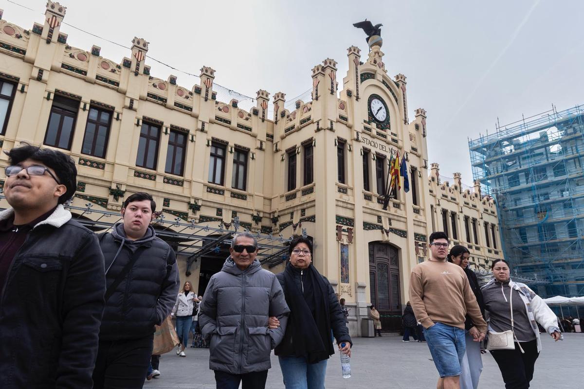 València se prepara para el desplome de las temperaturas
