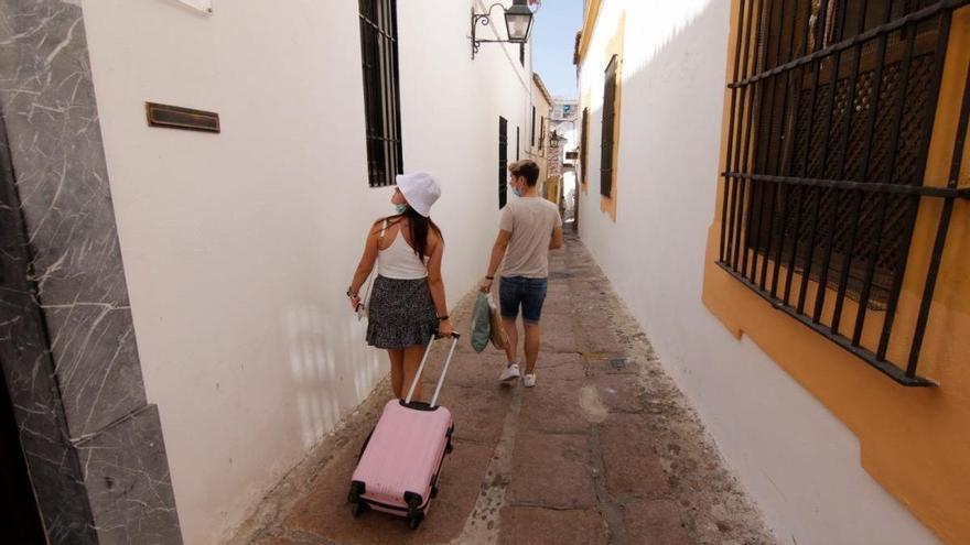 Los apartamentos turísticos de Córdoba reciben a 30.581 viajeros, un 10% más que en el 2019