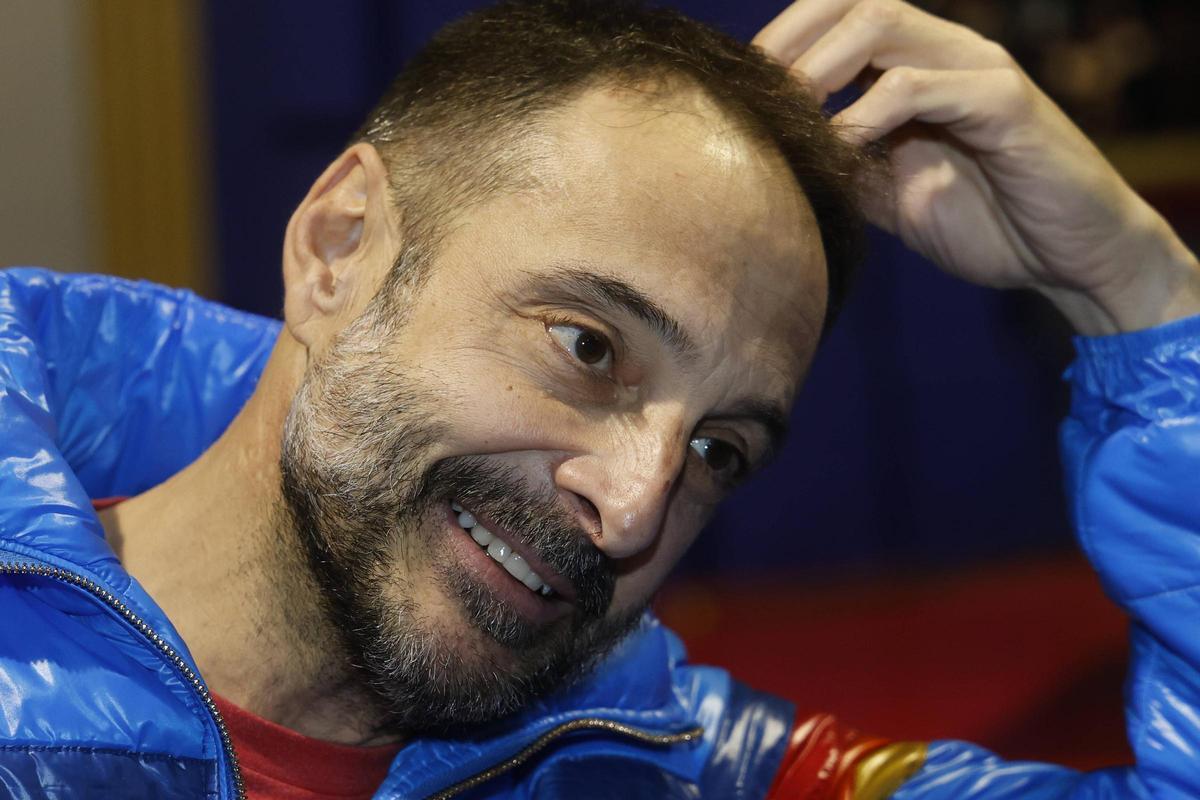 Roberto Vilar durante a entrevista