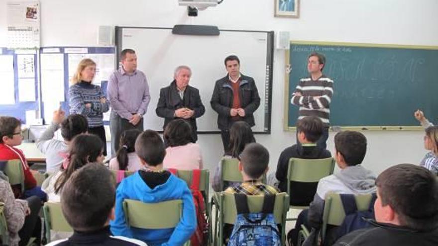 Acto de presentación del maratón fotográfico escolar.