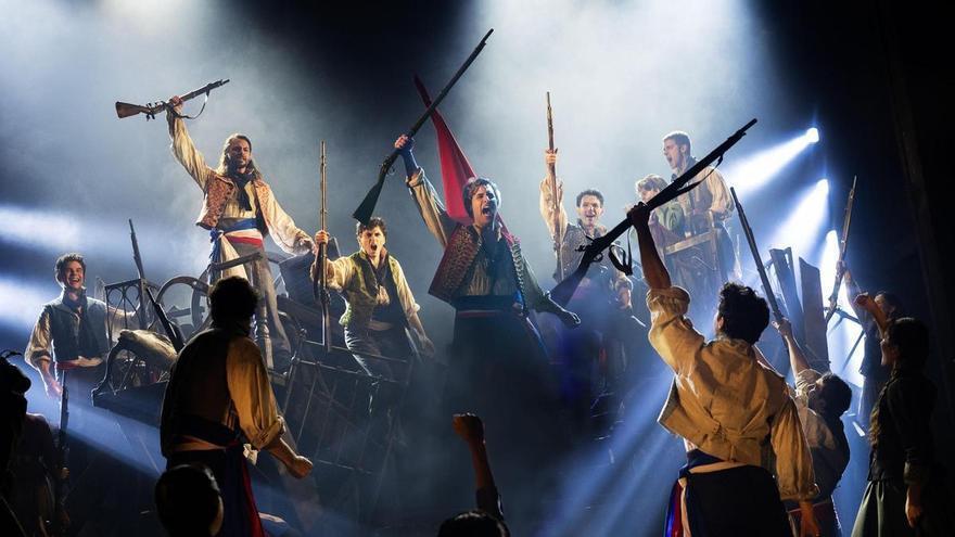 'Los Miserables' levanta de nuevo sus barricadas en Madrid