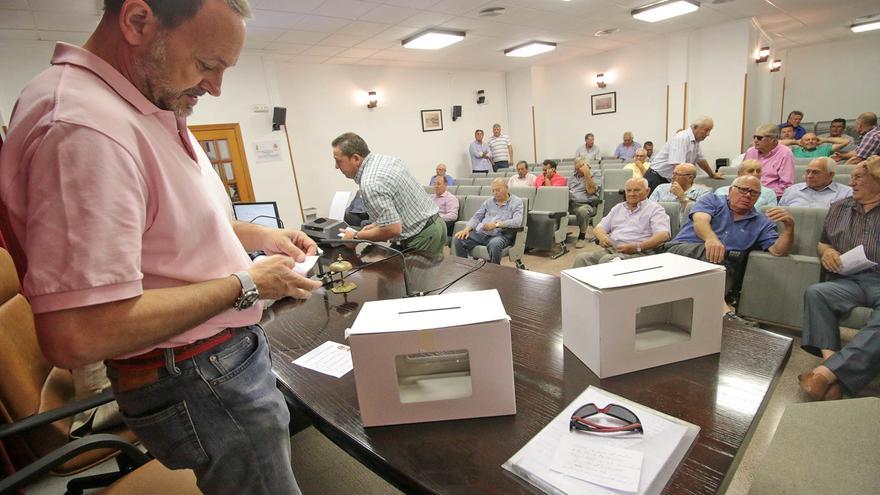 El Juzgado de Aguas de Orihuela se debate entre el continuismo y una alternativa en la gestión