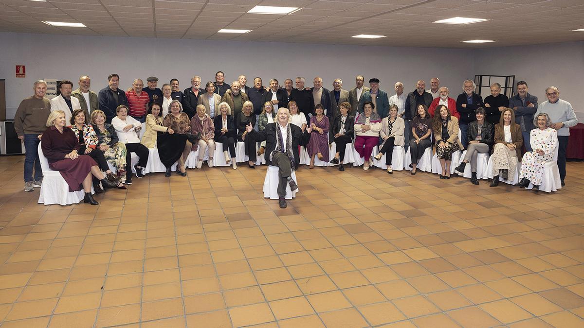 Celebración del 85 cumpleaños del pintor José Manuel Barreiro